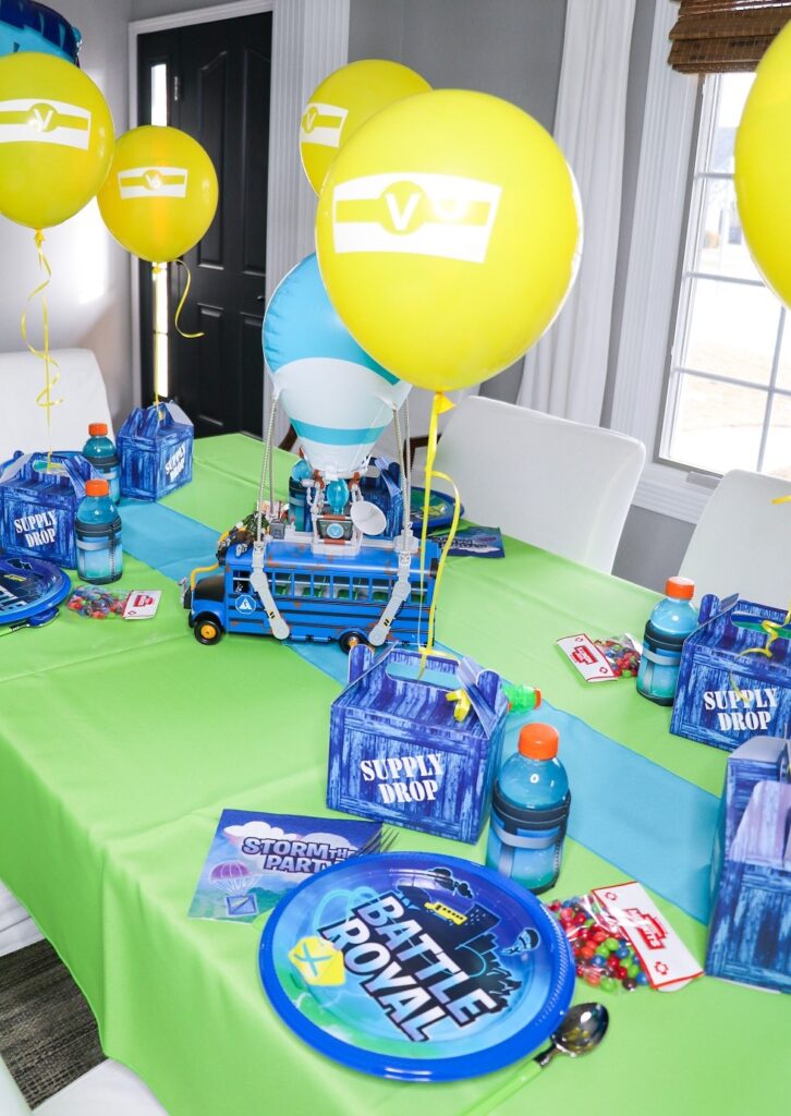 Fortnite Themed Birthday Plates, Cups, Napkins, Tablecloth, Iv Party  Supplies..